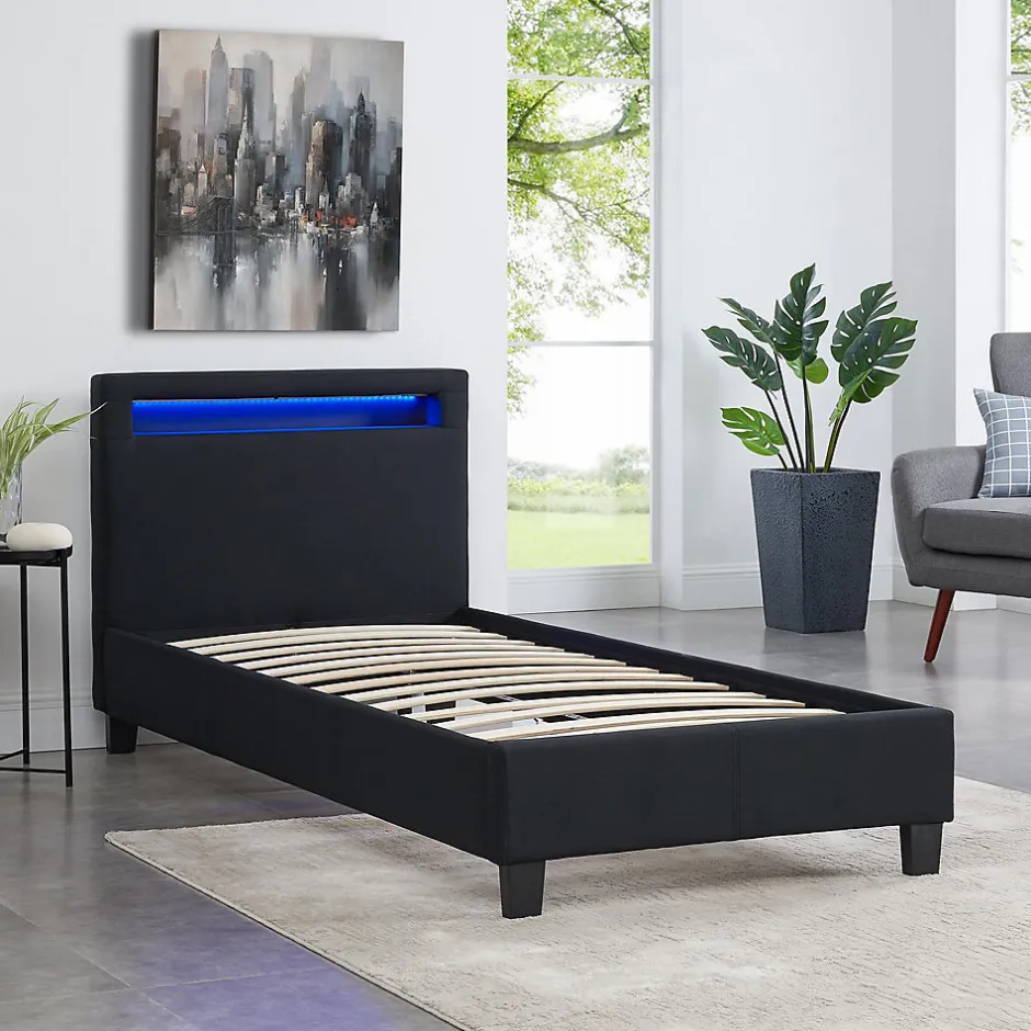 Idimex Lit LED simple MOLINA 90x190 cm, avec sommier, revêtement tissu noir