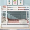 Redom Lit superposé 140x200 cm avec lit gigogne et échelle intégrée, structure en pin et MDF, finition blanche et garde-corps hauts Sale