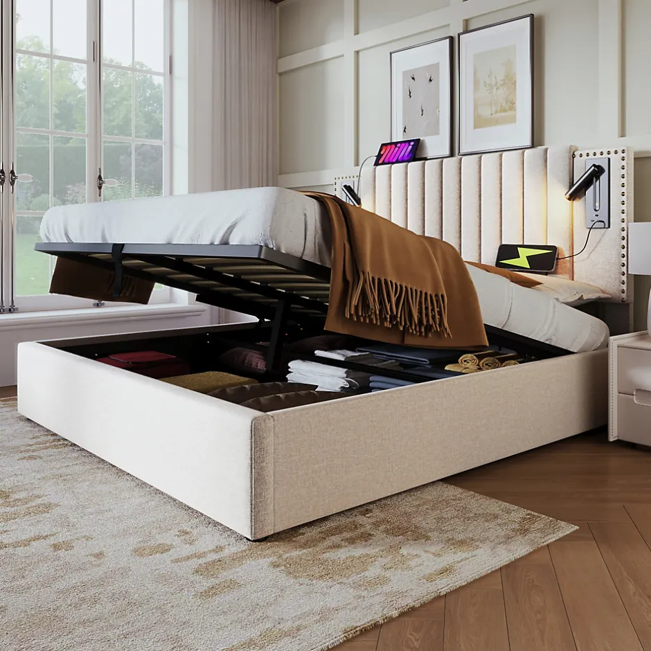 Redom Lit 160x200 cm avec rangement et tête de lit réglable en tissu beige riveté, lampe de lecture et ports USB