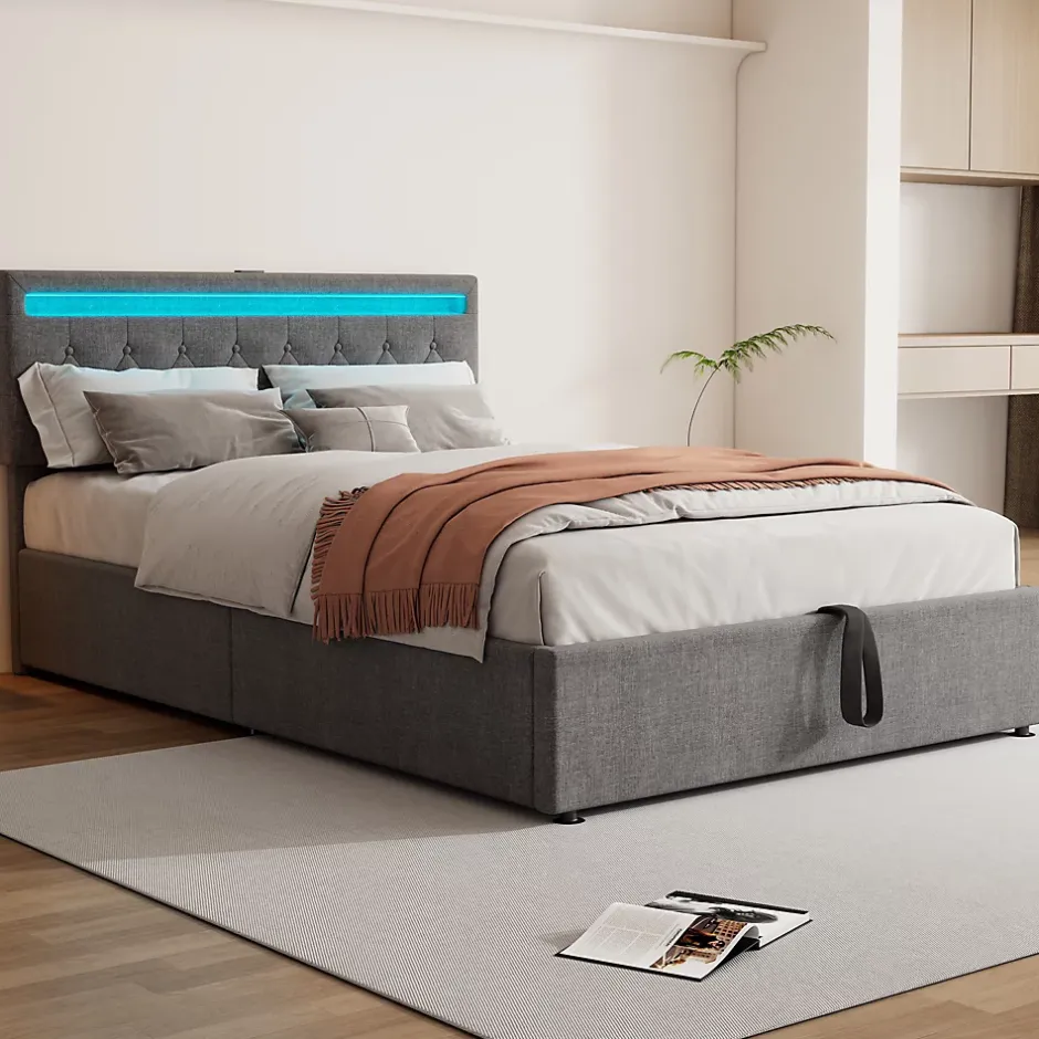 Redom Lit 140x200 cm avec rangement hydraulique, tête rembourrée en lin gris, éclairage LED et ports USB/USB-C New