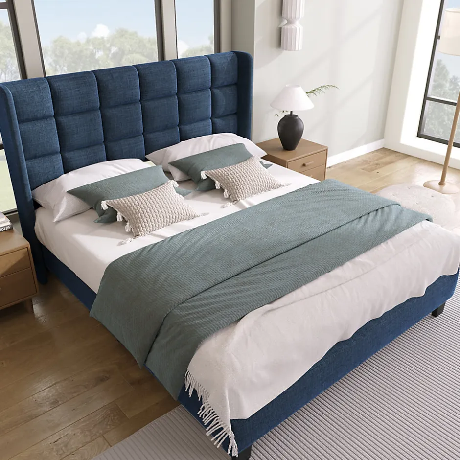 Redom Lit 140x200 cm avec tête de lit tapissée en lin bleu, pieds noirs et sommier à lattes intégré, design élégant