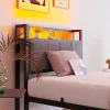 Redom Lit 90x200 cm avec tête de lit haute et LED multicolore, station de charge USB intégrée et cadre métal Outlet