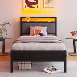 Redom Lit 90x200 cm avec tête haute rembourrée, LED intégrées et station de charge USB, cadre métal noir