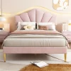 Redom Lit 140x200 cm en velours rose avec tête de lit réglable, pieds métal doré et sommier à lattes bois Discount