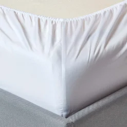 Homescapes Lot de 2 draps housse lit bébé en coton égyptien bio 400 fils blanc, 70 x 140 cm - Outlet