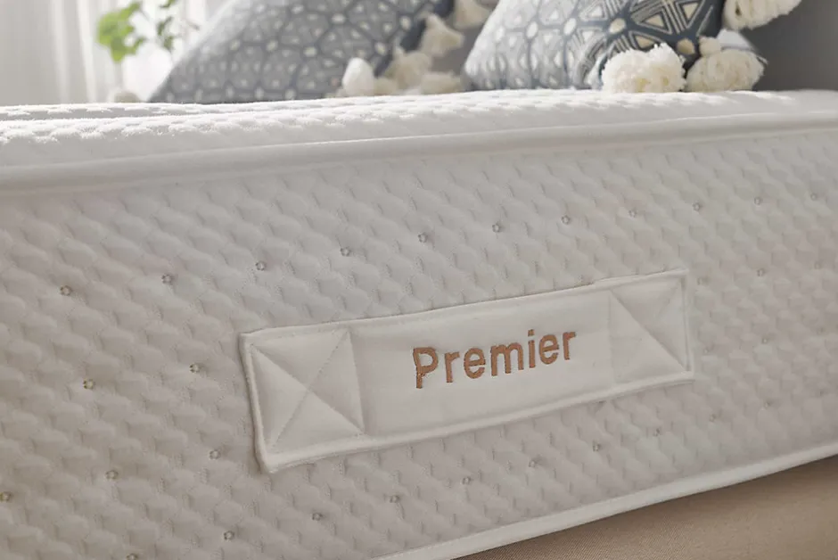 Moonia Matelas Royal Spring Premier en Latex HR 30, 140x200cm -
