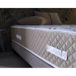 Eccox Matelas 135x190 cm Mémoire de forme élastique Onix epaisseur 27 cm +/- 2 Fermeté Moyenne-Haute.