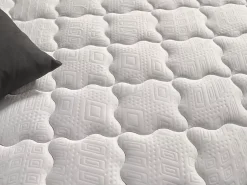 Simpur Low Cost Matelas 120x190 cm Natur Plus, mousse multizone, 30 cm, tissu stretch, 7 zones de confort, morphologique et excellente aération Discount