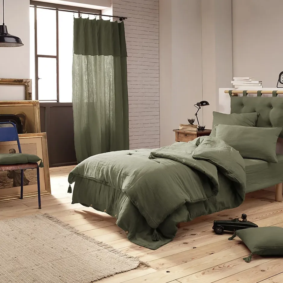 Altobuy OUREA - Couvre-pied 150x150cm Capitonné Gaze de Coton Romarin Olive Clearance
