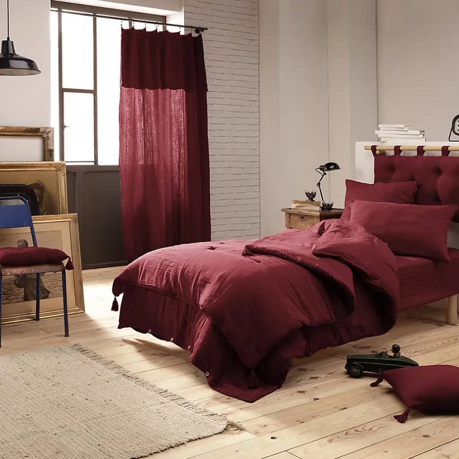 Altobuy OUREA - Couvre-pied 150x150cm Capitonné Gaze de Coton Lie de Vin Discount