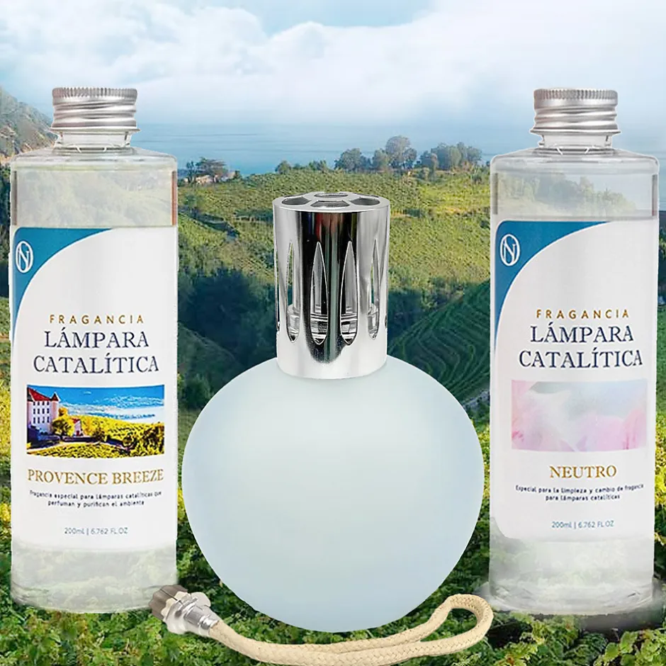 Mamamanuela Pack économique Lampe Catalytique Bleu-Gris Mat + Parfum Provence Breeze (200 ml) + Nettoyant Neutre (200 ml) + Mèche de Rechange Outlet