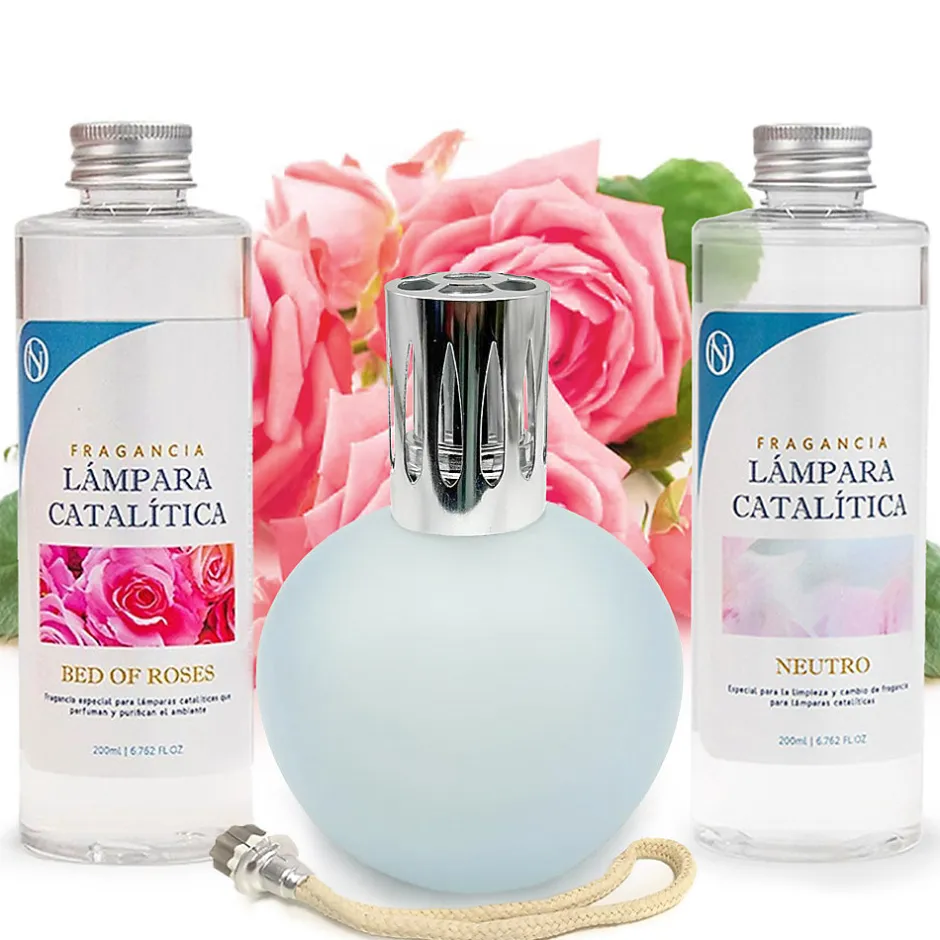 Mamamanuela Pack économique Lampe Catalytique Bleu Gris Mat + Parfum Bed of Roses (500 ml) + Nettoyant Neutre (200 ml) + Mèche de Rechange