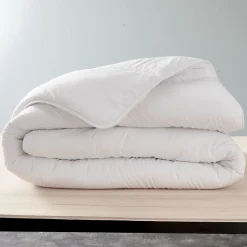 Blanreve Pack Couette Blanrêve 140 x 200 cm + oreiller 60 x 60 + oreiller 45 x 70 Gamme Microfibre "Douceur" traité Anti Acarien
