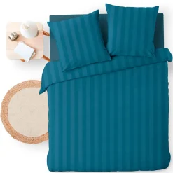 Douceur D'Intérieur Parure de Lit 240 x 220 cm + 2 Taies Microfibre Unie CLÉO Bleu