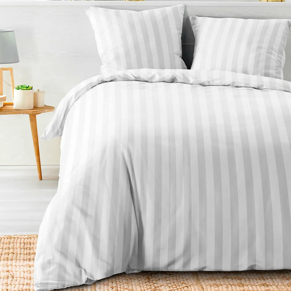 Promolinge Parure de Lit 240 x 220 cm + 2 Taies Microfibre Unie CLÉO Blanc
