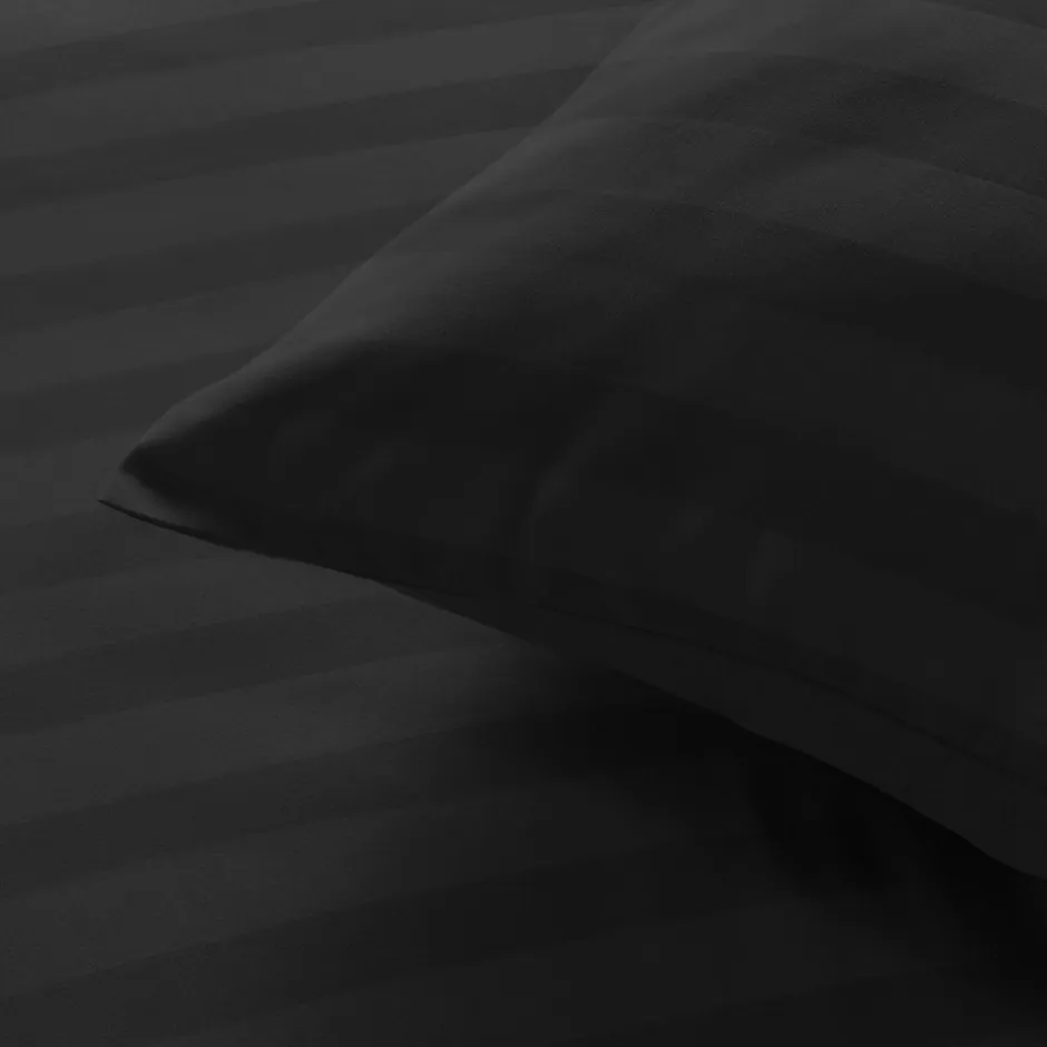 Promolinge Parure de Lit 240 x 220 cm + 2 Taies Microfibre Unie CLÉO Noir