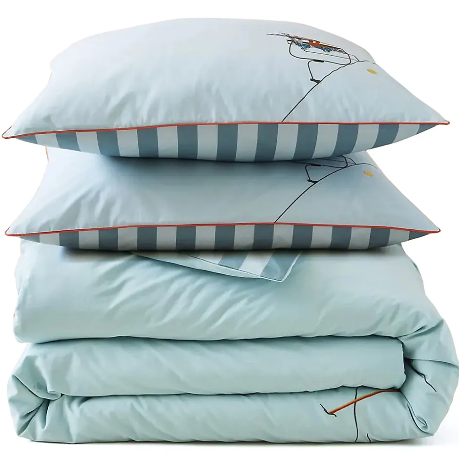 Linnea Parure de lit brodée 3 pièces : housse 240x220 cm et taies 50x80 cm en percale de coton PASSE MONTAGNE bleu givré Best