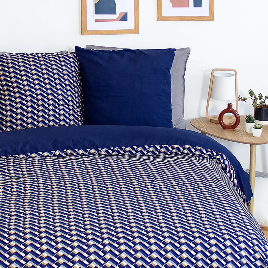 Linnea Parure de lit 260x240 cm en microfibre LOSS bleu foncé motif géométrique 3 pièces
