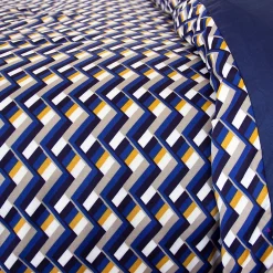 Linnea Parure de lit 260x240 cm en microfibre LOSS bleu foncé motif géométrique 3 pièces