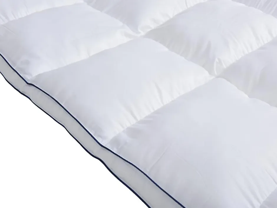 Vente-unique Surconfort de matelas anti-acariens 2 places - 140 x 190 cm - Enveloppe satin 120 fils/cm2 - garnissage 1000gr/m2 - Blanc Best