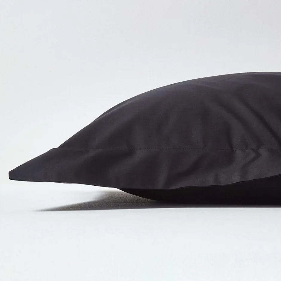 Homescapes Taie d'oreiller à volants noir 100% coton égyptien 200 fils, 50x75 cm -