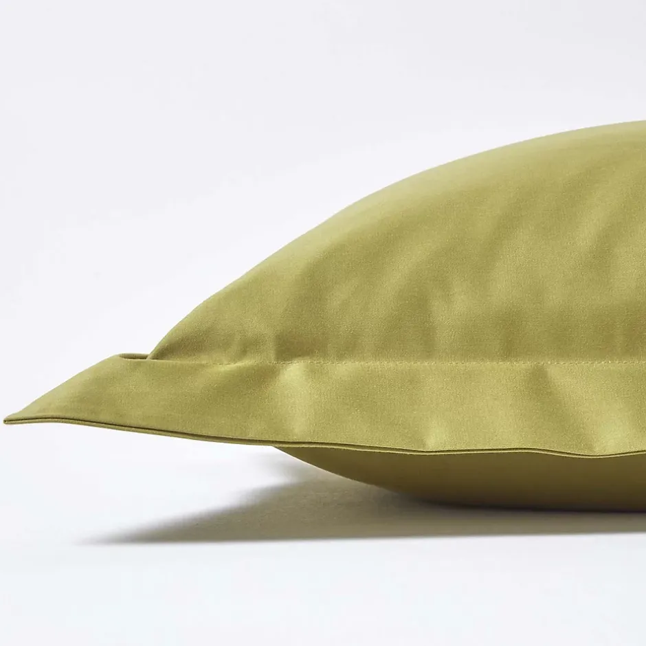 Homescapes Taie d'oreiller à volants vert olive en satin de coton égyptien 1000 fils, 50x75 cm -