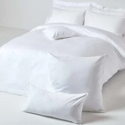 Homescapes Taie d'oreiller blanc en satin de coton égyptien 1000 fils, 60x60 cm -
