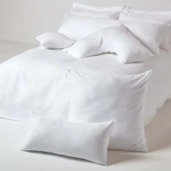 Homescapes Taie d'oreiller blanc satin rayé en coton égyptien 330 fils, 50x75 cm -