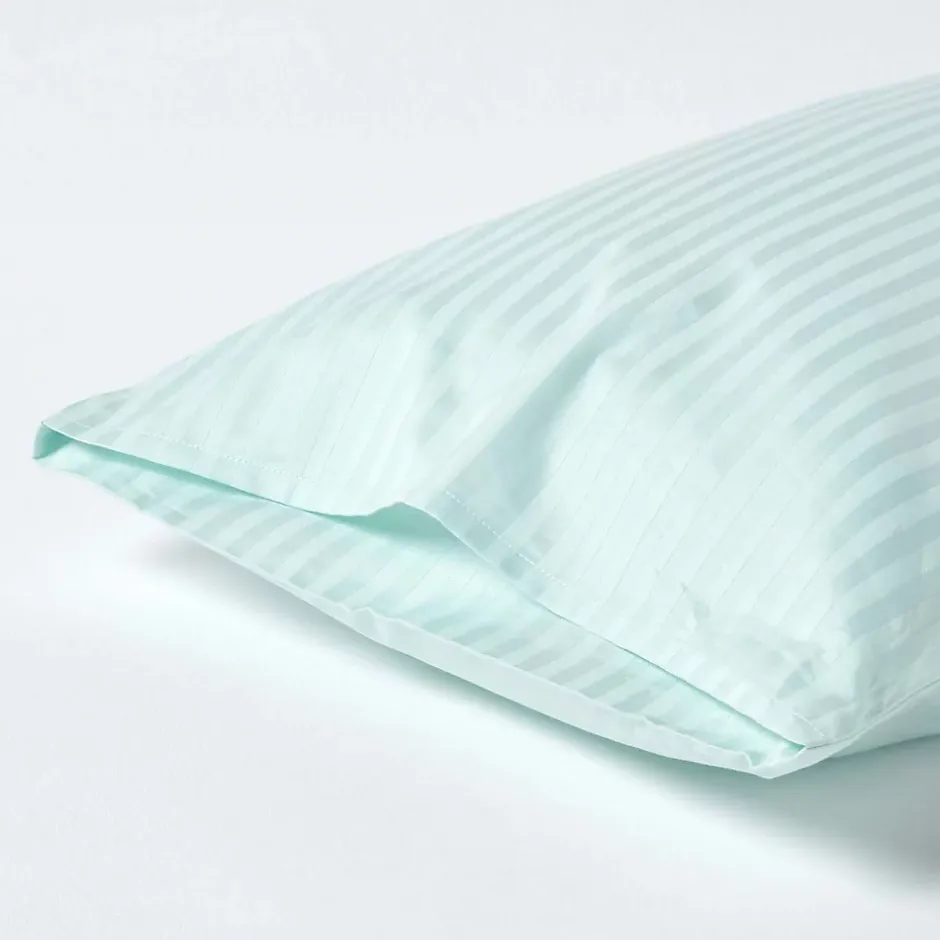 Homescapes Taie d'oreiller bleu satin rayé en coton égyptien 330 fils, 50x75 cm - Hot
