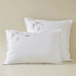 Linnea Taie d'oreiller brodée 50x80 cm en satin de coton NINA blanc Clearance