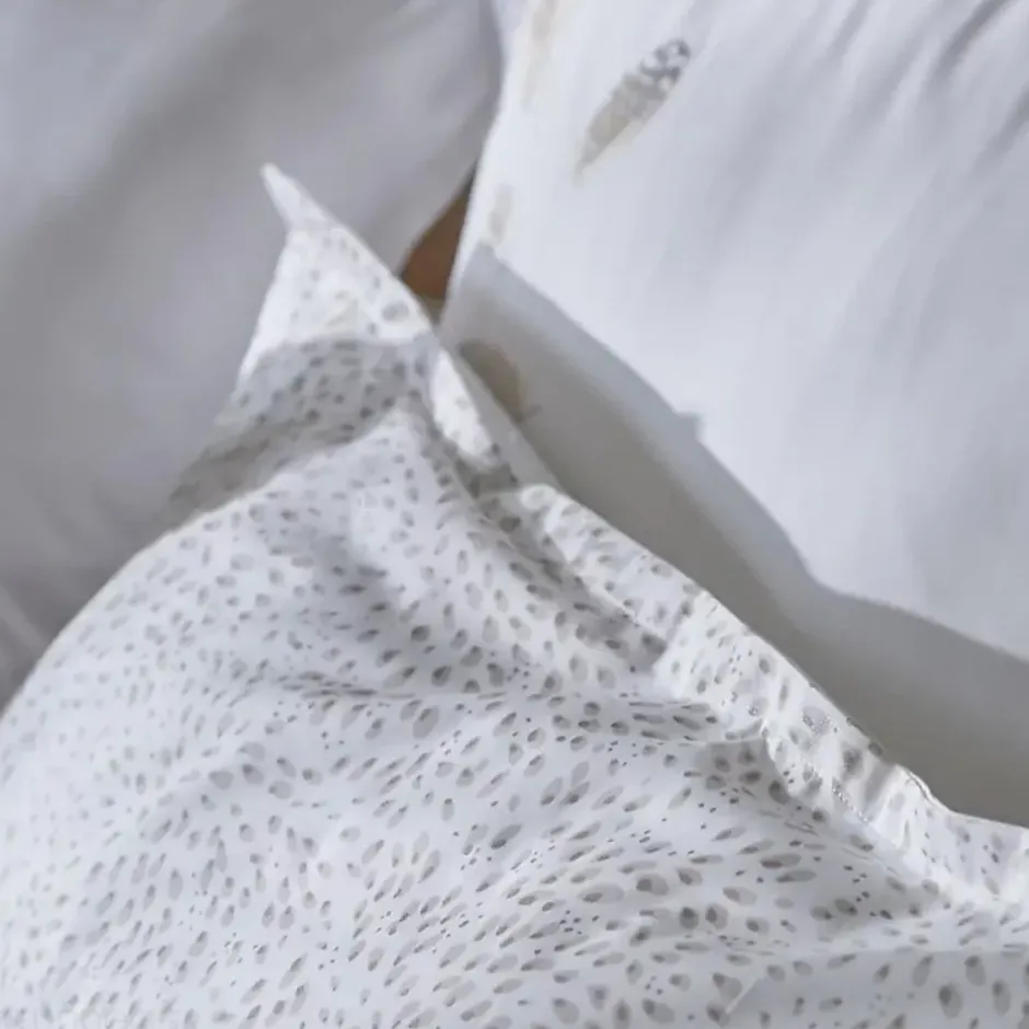 Linnea Taie d'oreiller brodée 50x80 cm en satin de coton NINA blanc Clearance