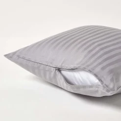 Homescapes Taie d'oreiller gris satin rayé en coton égyptien 330 fils, 40x40 cm -