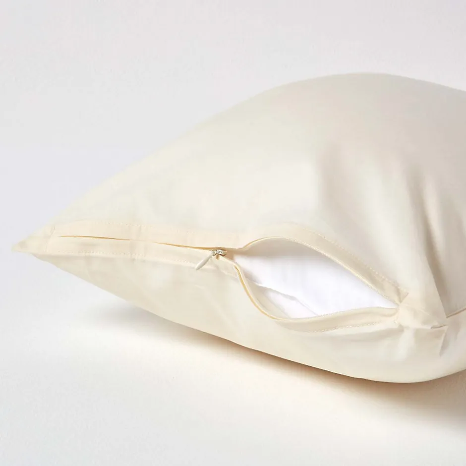 Homescapes Taie d'oreiller ivoire 100% coton égyptien 200 fils, 40x40 cm -