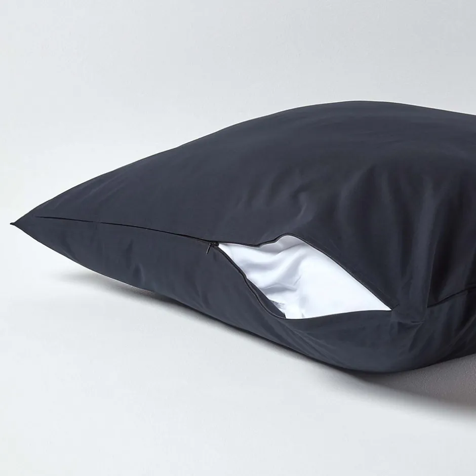 Homescapes Taie d'oreiller noir 100% coton égyptien 200 fils, 80x80 cm -