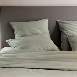 Linnea Taie d'oreiller PALACE pur coton lavé 65x65 cm uni vert laurier