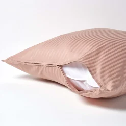 Homescapes Taie d'oreiller taupe satin rayé en coton égyptien 330 fils, 80x80 cm -