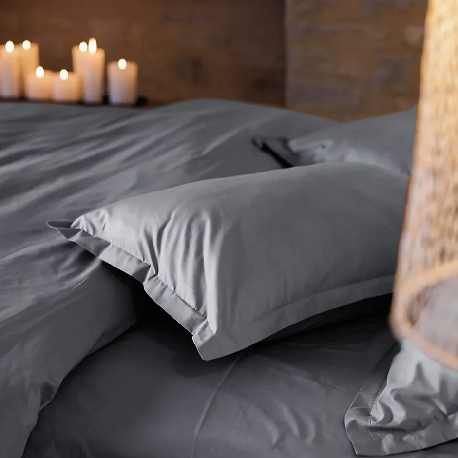 Linnea Taie d'oreiller volants plats 65x65 cm percale MANOIR gris Ardoise Hot